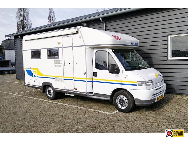 Eura Mobil Forster 738 EB met groot zonnepaneel! 