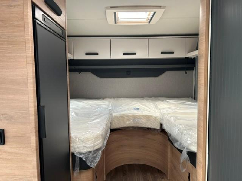 Knaus L!ve Wave 650 MEG BLACK SELECTION  foto: 5