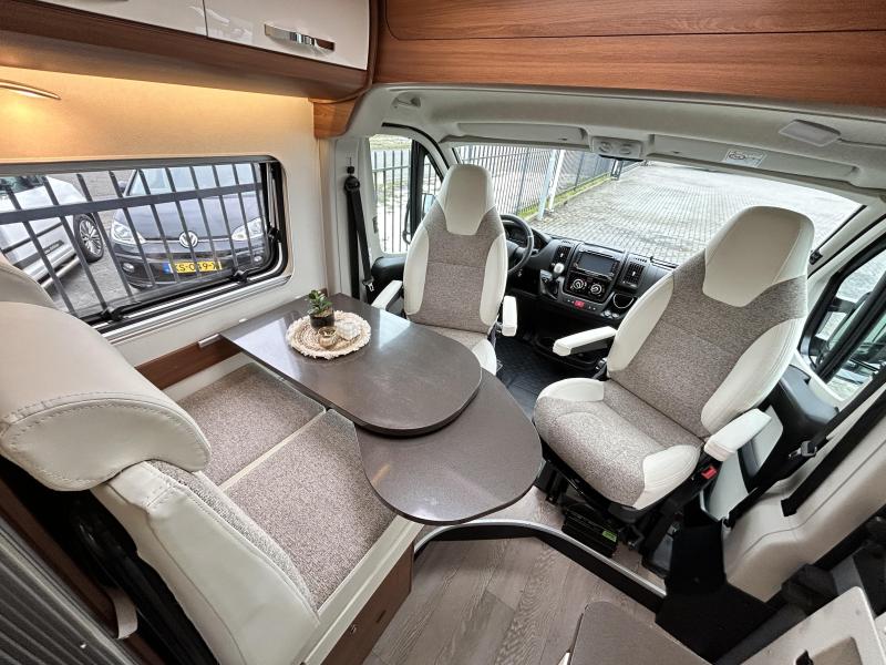 Hobby Vantana 55 Transverse bed/Automatic/5.40m! photo: 10