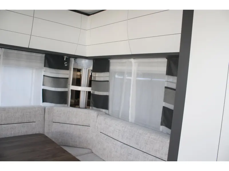 Hobby Excellent Edition 495 UL  foto: 6