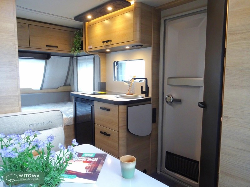 Weinsberg CaraOne Edition HOT 390 2027 Direct leverbaar  foto: 2