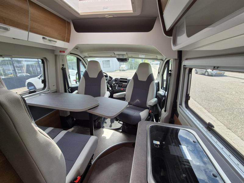 VANTourer 600 D Hubbett 2x Klimaanlage BD93 Foto: 7