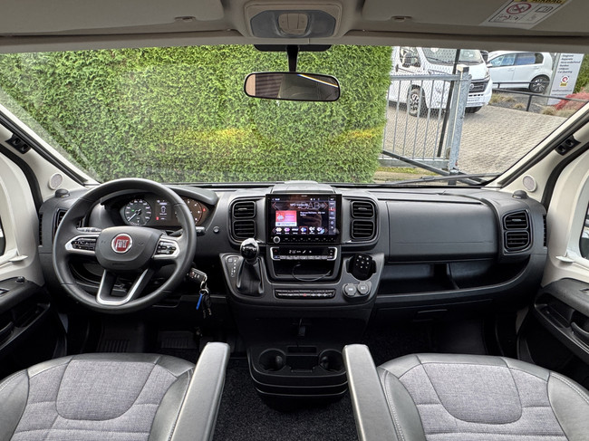 Adria Twin Supreme 640 SGX 160 pk AUTOMAAT 9-Traps Euro6 Fiat Ducato 8 Maxi **Lengtebedden in hoogte verstelbaar/4 zitplaatsen/Luifel/ foto: 6