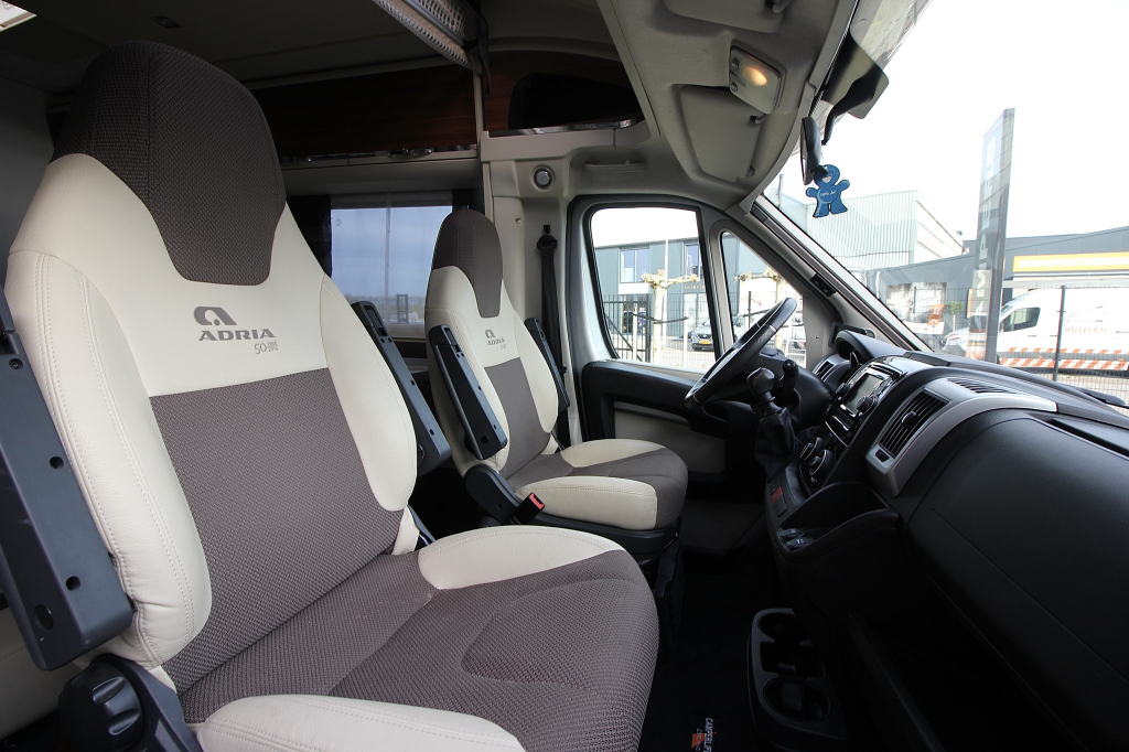 Adria Matrix M670SL foto: 7