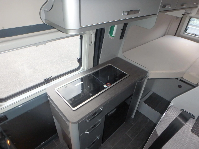 Weinsberg CaraTour 600 ME Offer Camper Rental photo: 18