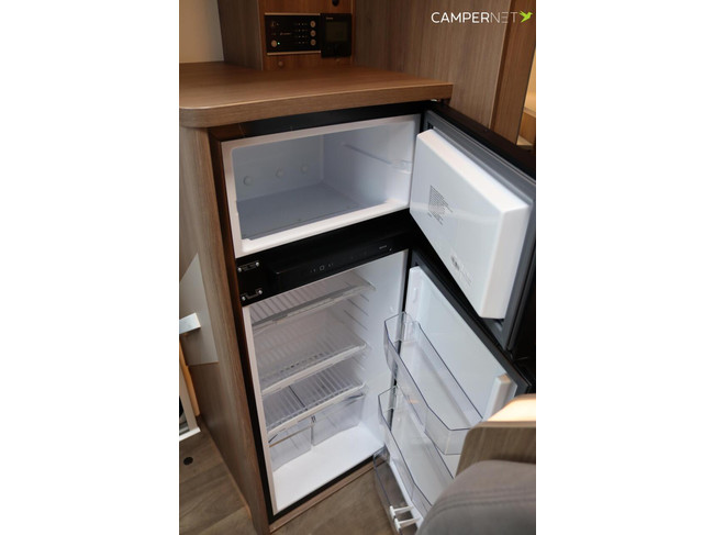 Carado T338 165pk Automaat | BR Systeem | LPG installatie | Lengtebedden | Omvormer | Lithium | Oven | Zonnepanelen | Bearlock | Editio foto: 15