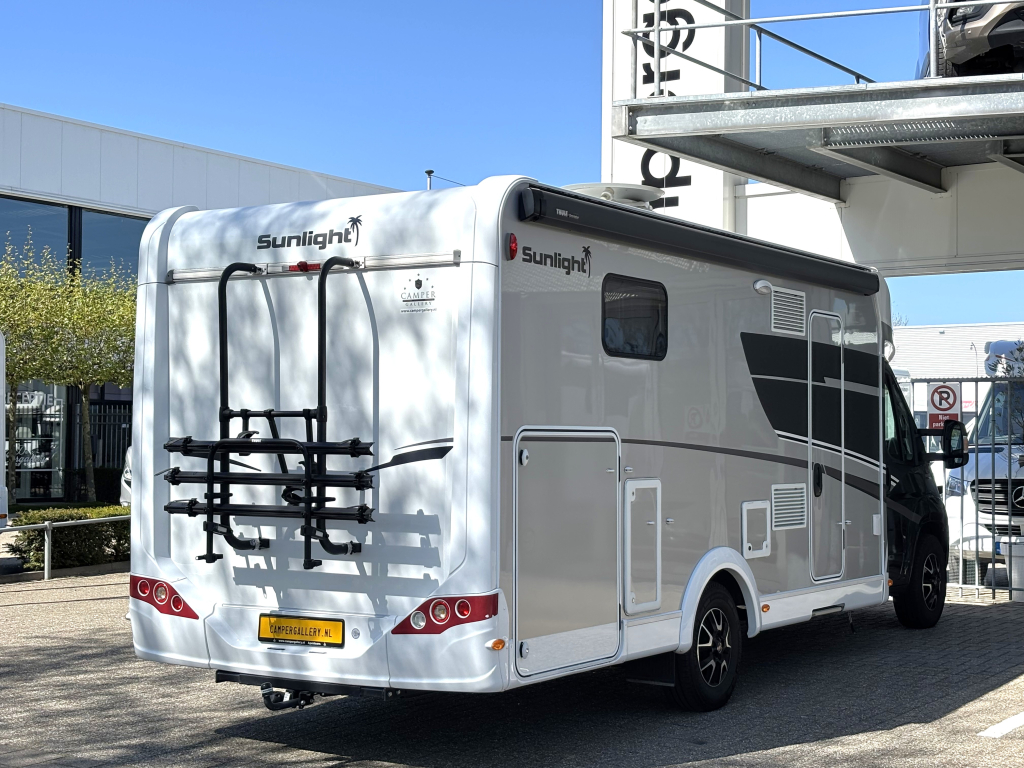 Sunlight Adventure T68 9-TR AUTOMAAT ENKELE BEDDEN + HEFBED foto: 21
