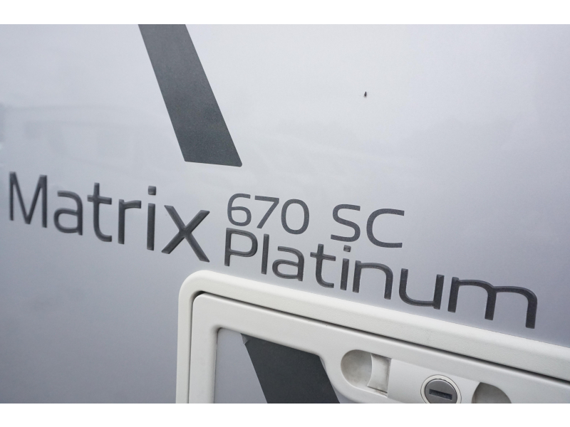 Adria Matrix Platinum 670 SC 5. Sitzplatz / Dachklimaanlage Foto: 5