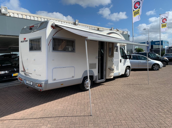 ROLLER Team T-line 255 Drop-down bed Air conditioning Cruise Air suspension 6 berths photo: 5