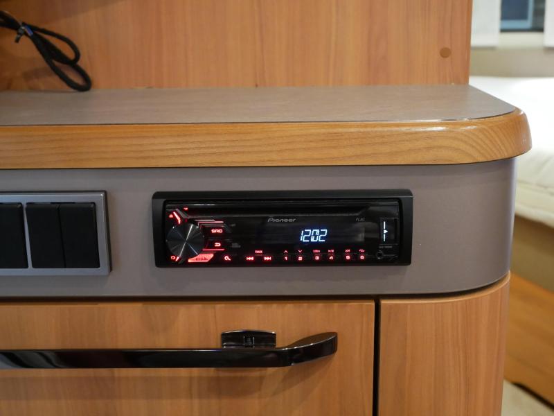 Eriba Nova GL 465 Incl. mover en luifel  foto: 17