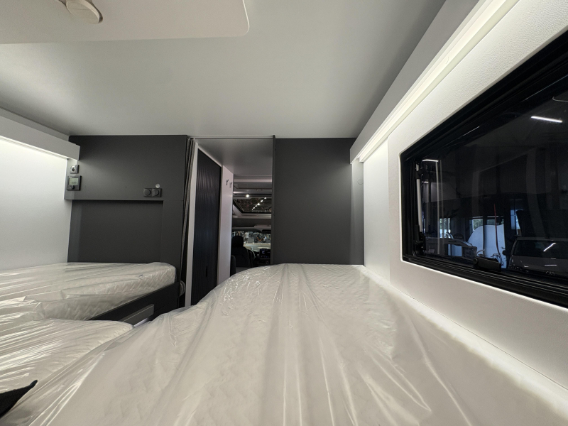 Adria Compact Max SL LED / Automatik / Navi Foto: 12
