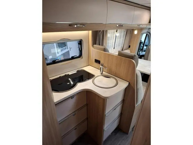 LMC Cruiser 732 G Enkele Bedden AUTOMAAT  foto: 9