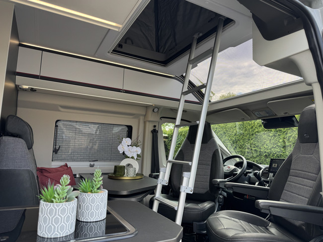 Adria Twin Sports 640 SGX Supreme 180 pk AUTOMAAT 9-Traps Euro6 Fiat Ducato Maxi 4250 kg **Lengtebedden in hoogte verstelbaar/Hefdak m foto: 8