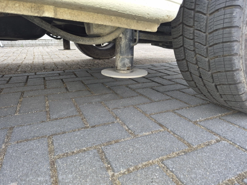 Chausson Welcome 737 Schotel-Levelsysteem-airc  foto: 11