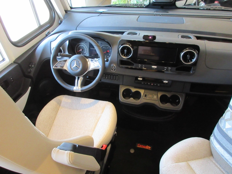 Hymer B-MC I 680 SLC dubbele bodem  foto: 13