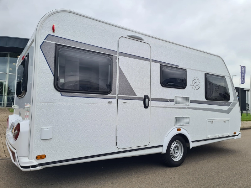 Knaus Sudwind 460 EU  foto: 2