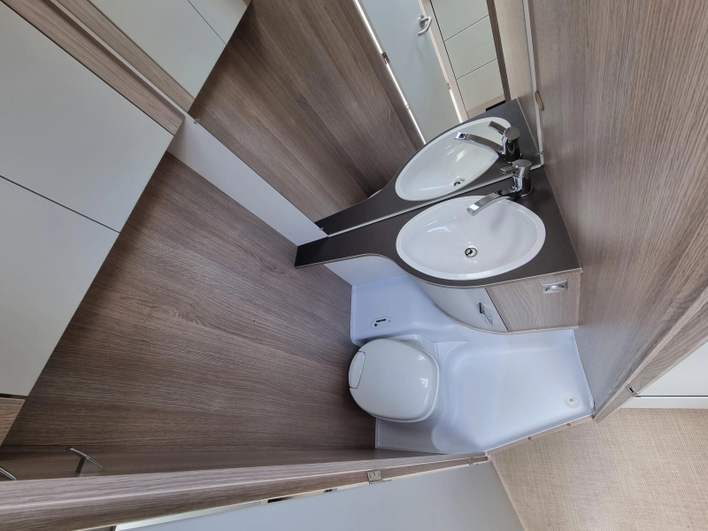 Bürstner Premio Plus Limited 520 TL  foto: 16