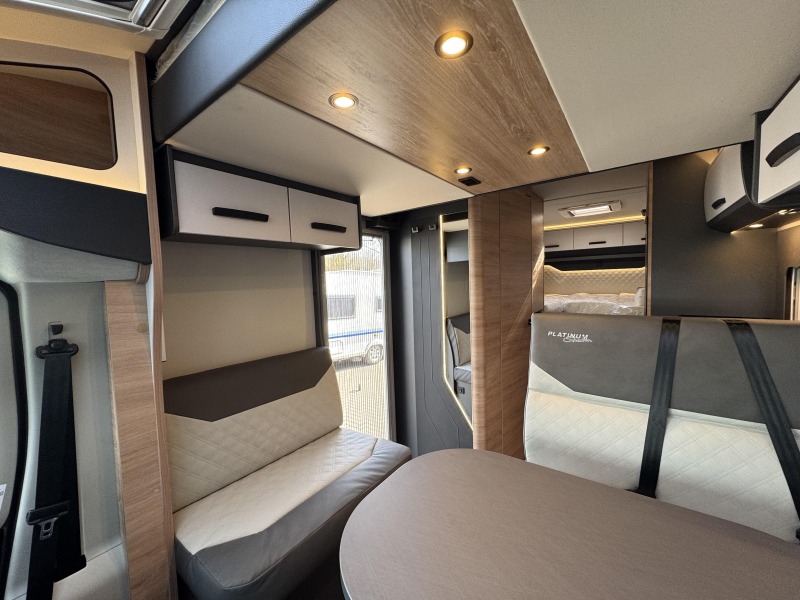 Knaus L!ve Wave 700 MEG  foto: 5