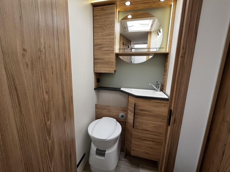 Pilote G 690 GJ Camper, Integraal  foto: 7