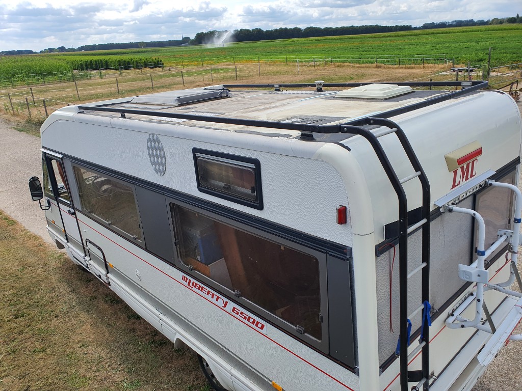LMC Liberty 6500 Fiat 290 2.5 Turbo Diesel | Fixer-upper photo: 23