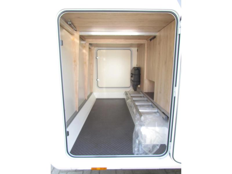 Eura Mobil Profila RS 695 EB L/H-bed, automatic photo: 10