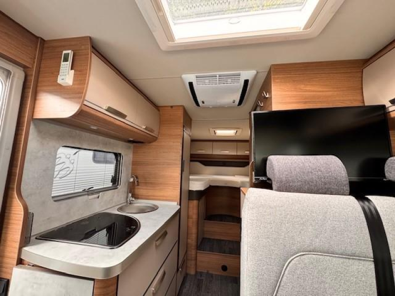 Knaus L!ve I 650 MEG 180 PK luchtgev. stoelen  foto: 15