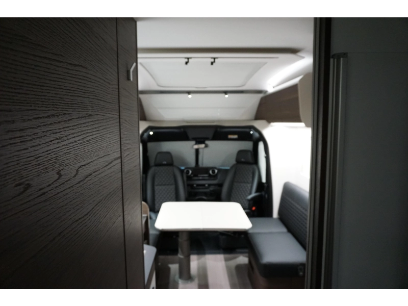 Adria Coral MB Supreme 670 DL  foto: 20
