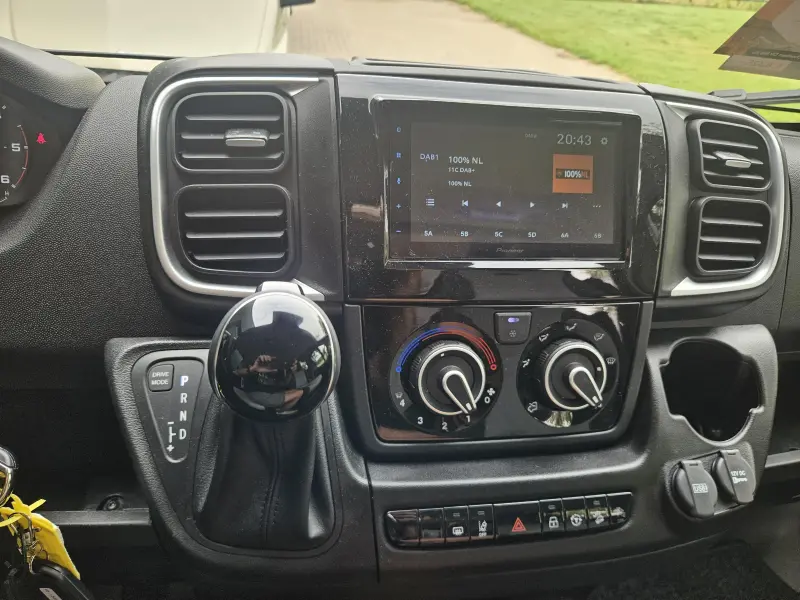 Weinsberg CaraBus 600 ME Grijs nw mod. 2026 autom  foto: 14