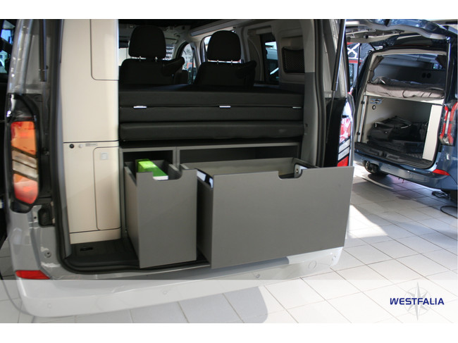 Westfalia Club Joker Urban 170pk Aut. AWD 18 inch / Side steps foto: 2