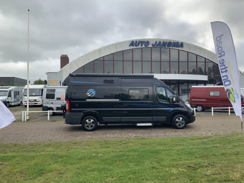 Knaus Boxstar Buscamper AUTOMAAT Dwars-bed, Motor-airco, Draaistoelen, Fietsendrager Busbiker, Bj.2017 Camper centrum on the road Marum foto: 29