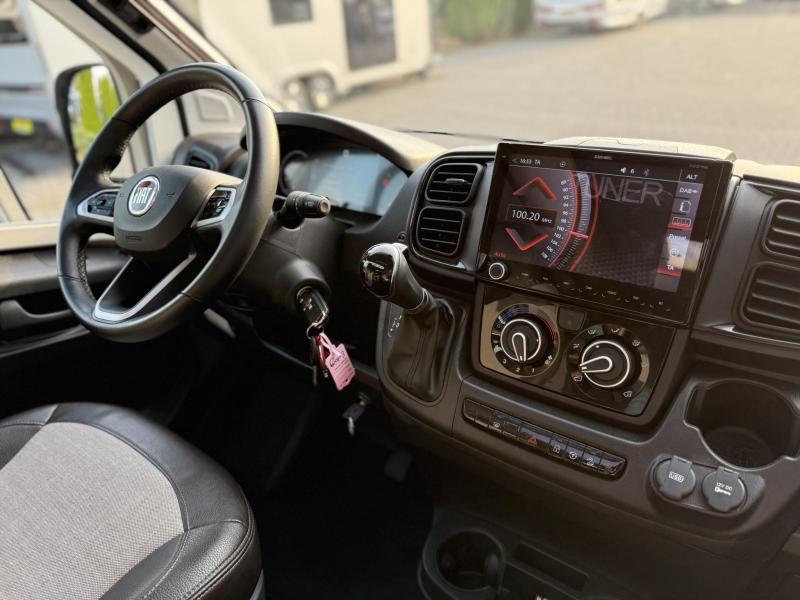 Adria Coral Plus 670 SL -VOL ACCESSOIRES  foto: 12