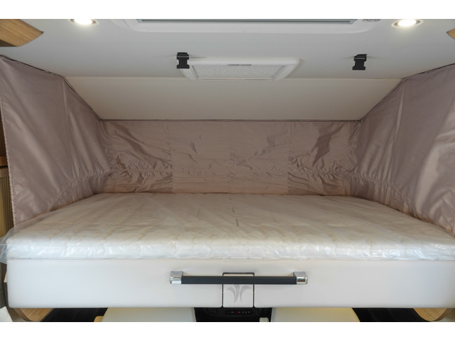 NIESMANN BISCHOFF Arto 88 EK 180Pk Automatic 9-Speed ​​| Eifel Grey | Level System | Roof Air Conditioning photo: 18