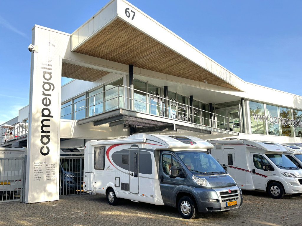 Bürstner Ixeo 734 QUEENSBED + HEFBED EURO5 RUIME ZIT CAMPER