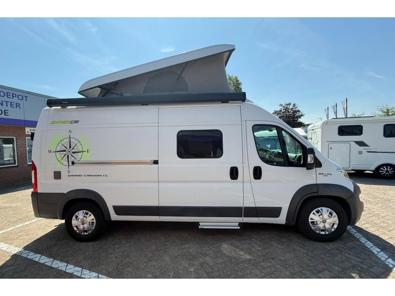Hymer Grand Canyon CL 4 slaapplaatsen  foto: 1