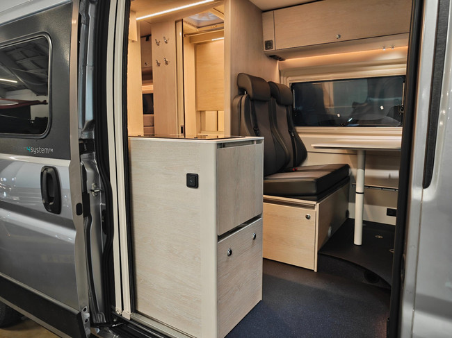 tourne mobil 6.4 Cruise 140PK Automaat - ALL SEASON foto: 2