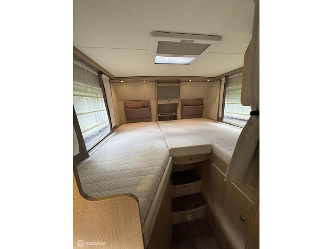 Bürstner Travel Van T 620 Fiat 2.3 130pk Euro 5 | Enkele-bedden | Douche/ wc | Garage | Incl 2 Scooters | 72dkm | TOPSTAAT foto: 13