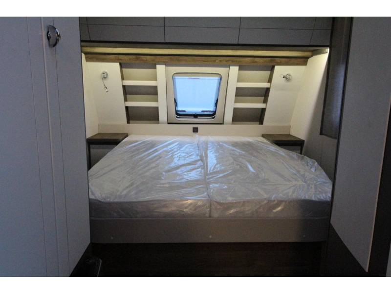 Hobby Excellent Edition 540 UFF Queensbed & rondzit!  foto: 9