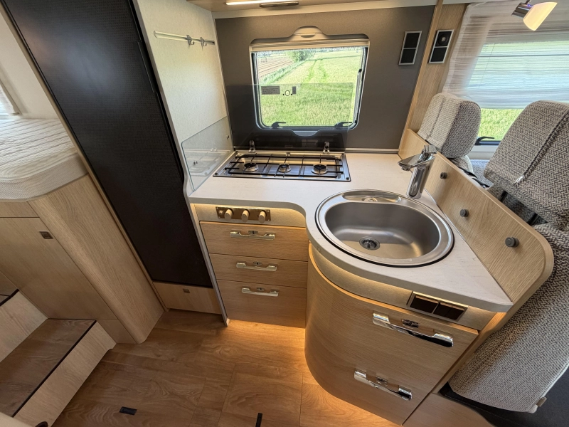 Hymer B-MC I 600 Levelsysteem, Lithium,  foto: 9