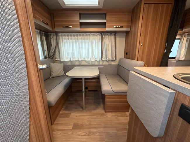 Weinsberg 390 QD CaraOne EDITION (HOT) foto: 2