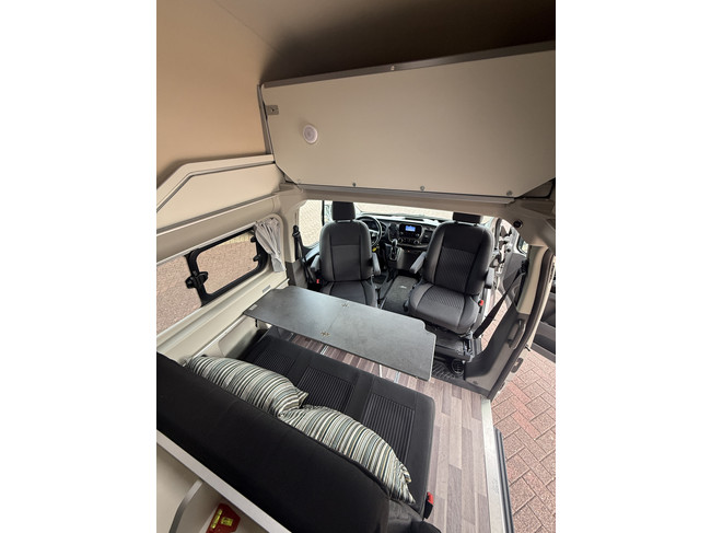 Ford Nugget plus techo alto Westfalia autom&aacute;tico 170 cv 4 plazas aire acondicionado c&aacute;mara control de crucero llantas de aleaci&oacute;n gancho de remolque desmontable pdc d/t foto: 9