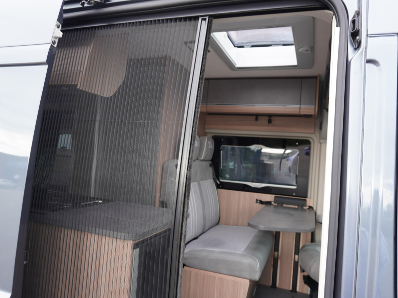 P&ouml;ssl Summit Shine 600 L AS NEW AND COMPLETE photo: 23