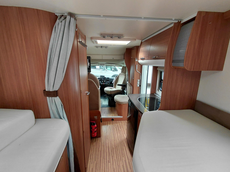 Adria Sport 572 SL ENKELE BEDDEN LPG  foto: 12