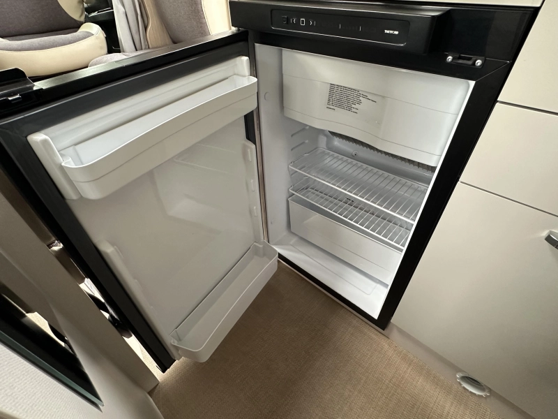 Bürstner Nexxo Van T 620 G ENKELE BEDDEN + COMPACT  foto: 11