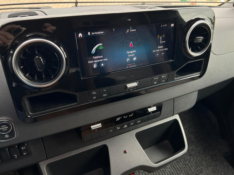 Hymer B-MC T 680 E&P nivel, aire acondicionado, Muy completo foto: 26