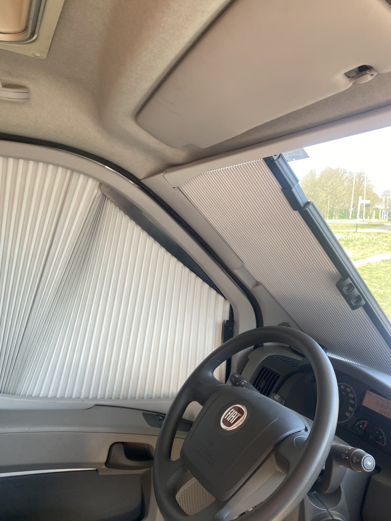 CI Mizar Garage Living 3.0 MultiJet 180 PK, Alkoof, Dwars-bed achter, Garage, Motor-airco, Zeer compleet, 1e eigenaar, Bj, 12 – 2007. Camper centrum on the road Marum  foto: 28