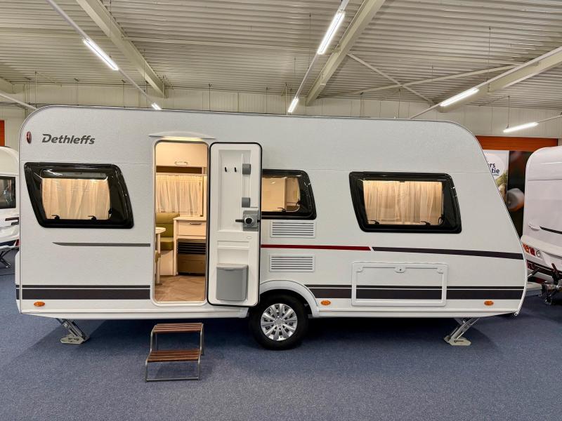 Dethleffs C'Joy 390 QSH mover, tent, levelsysteem 