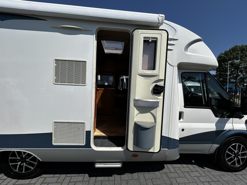 Hobby T 600 Fransbed/2005/Airco/6.30M  foto: 5