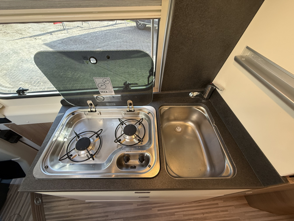CARTHAGO MALIBU VAN 640 LE photo: 5