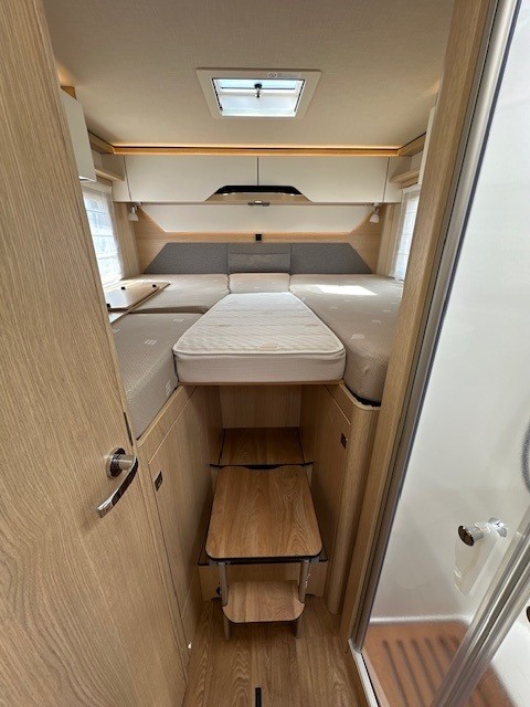 Hymer BMC-I 680, automaat, zonder hefbed! foto: 8