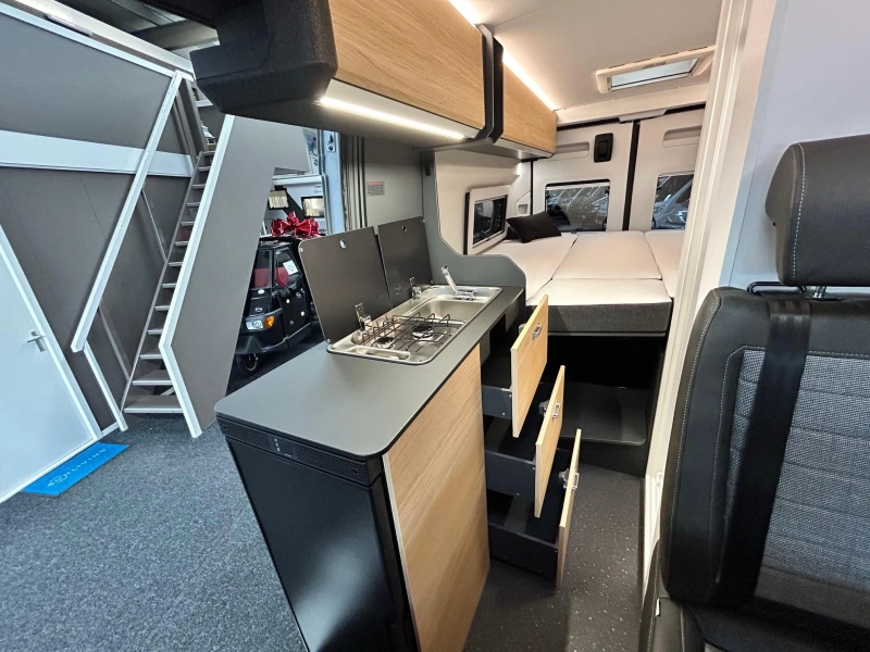 Adria Twin 600 SLB Select Spring Edition automaat  foto: 9